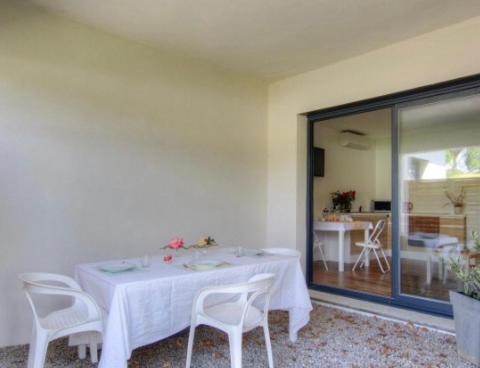 Appartement Tranquille En Bas De Villa Afa Exterior photo